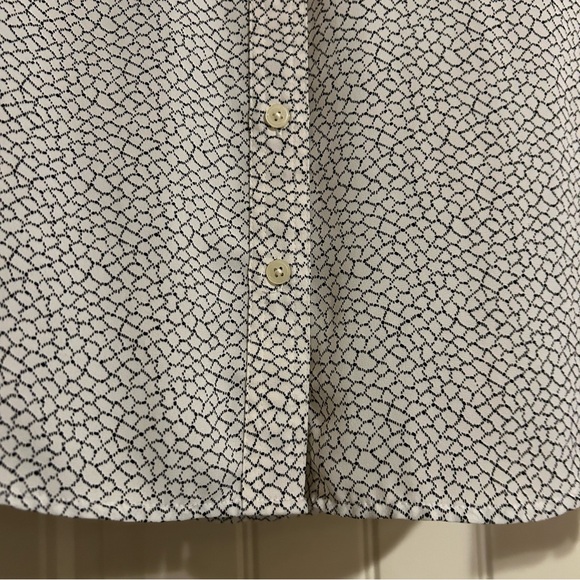 Loft Longsleeve Button Down Blouse Size XS - Picture 5 of 10